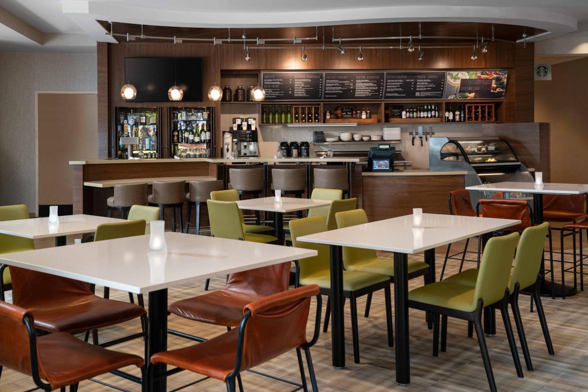 Courtyard By Marriott Santa Barbara Goleta Hotel Exterior photo