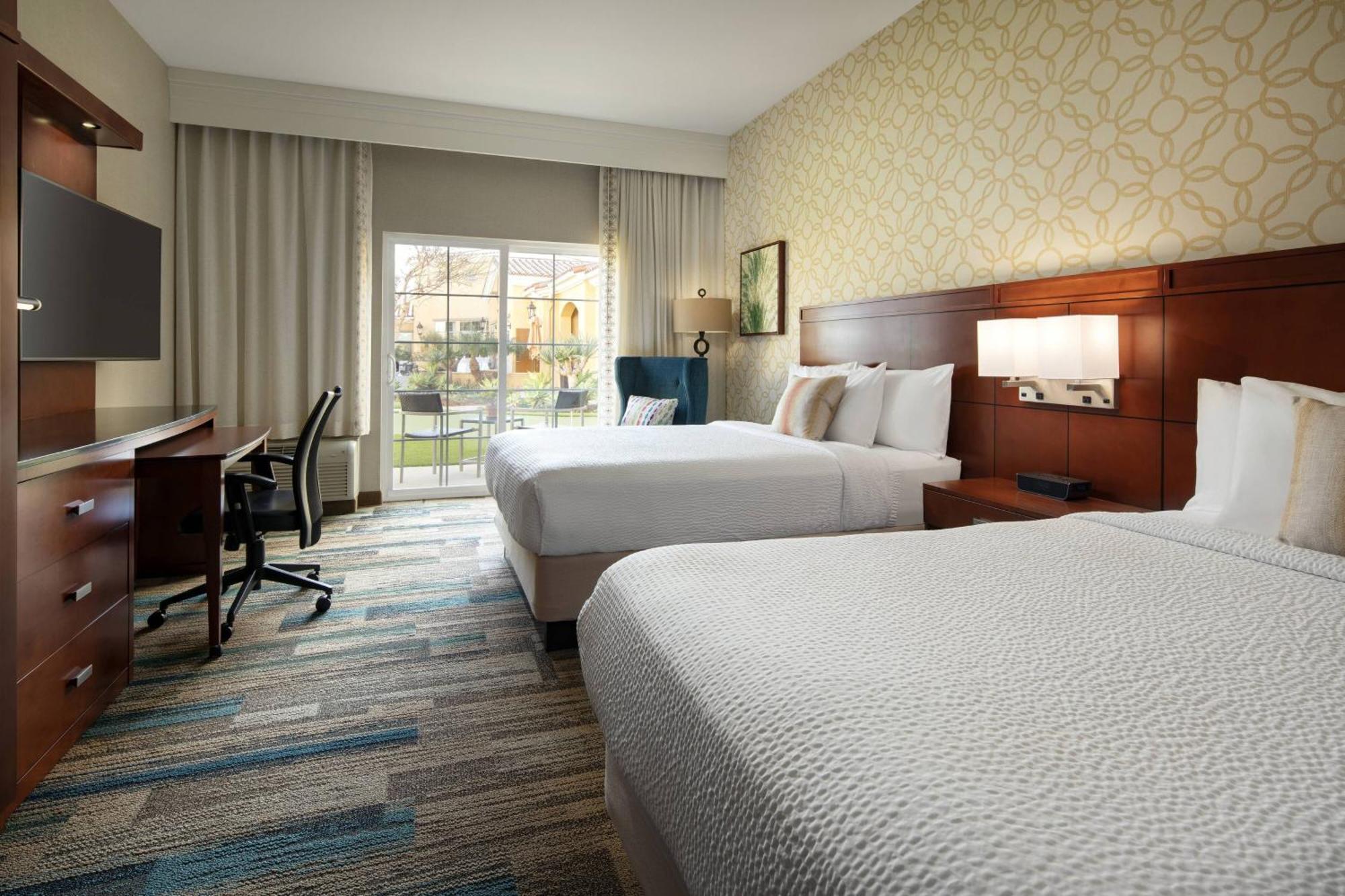 Courtyard By Marriott Santa Barbara Goleta Hotel Exterior photo